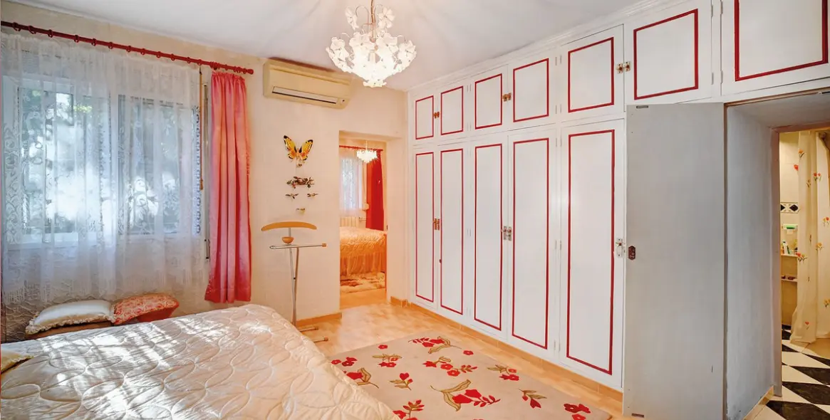 Sale of detached villa in Marbella East (district Marbesa) 6