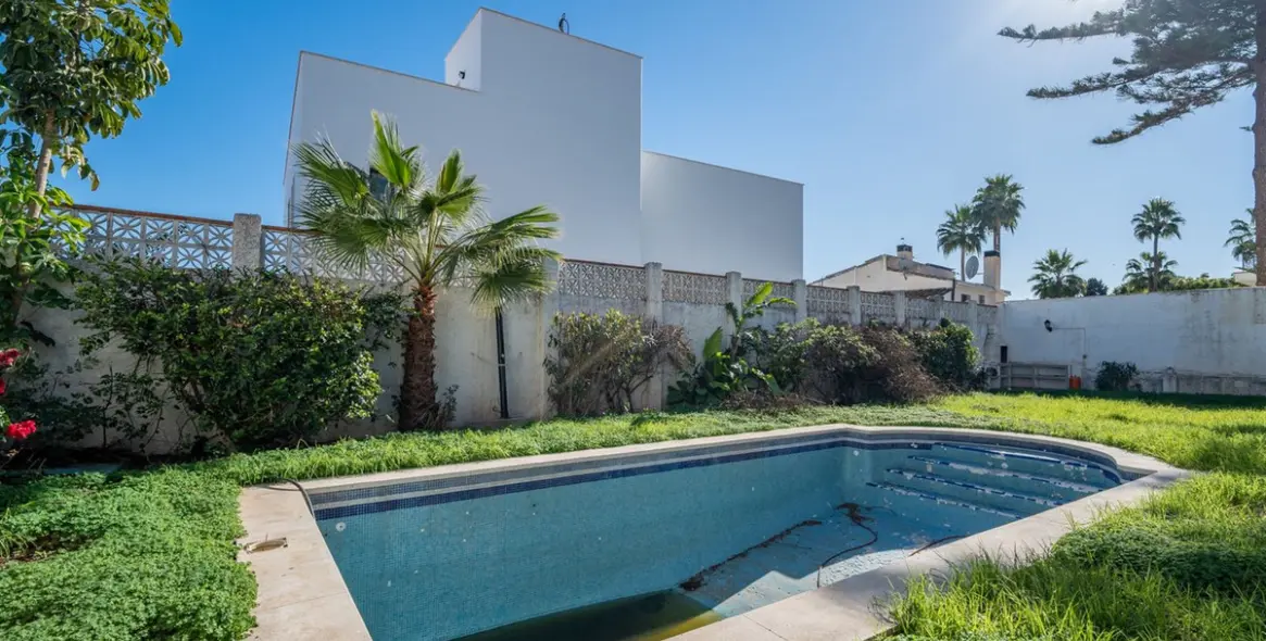 Sale of detached villa in Benalmádena (district Benalmádena Pueblo ) 4