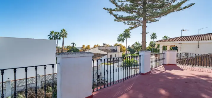 Detached villa R5243773 4