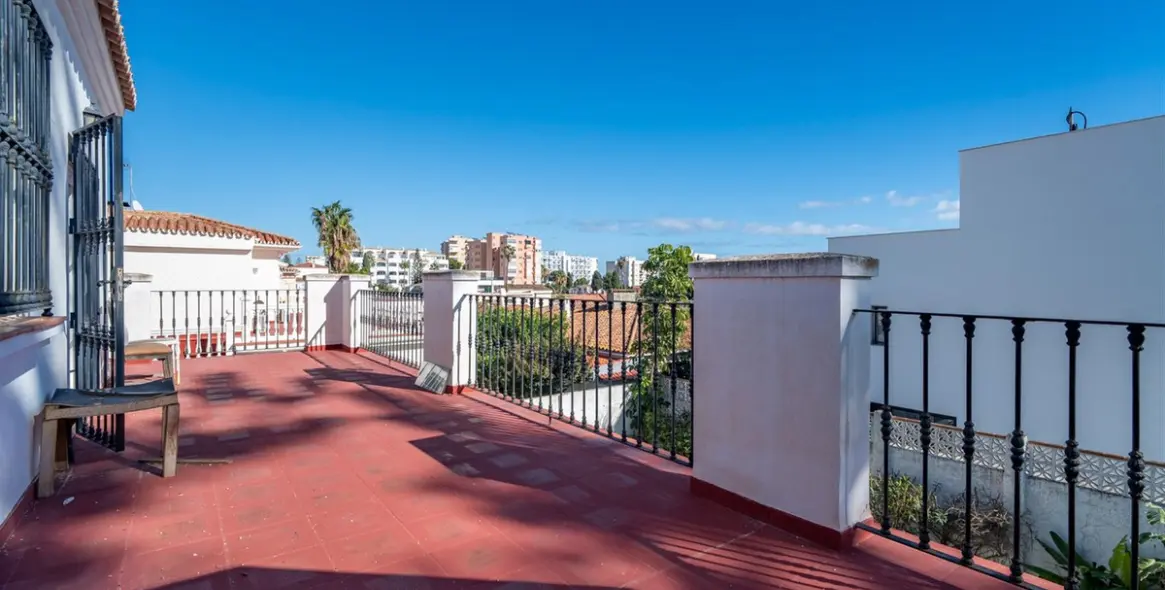 Sale of detached villa in Benalmádena (district Benalmádena Pueblo ) 6