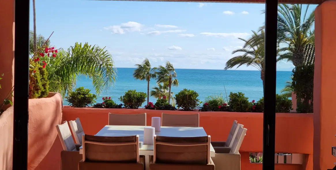Sale of middle floor apartment in Estepona (district Estepona) 7