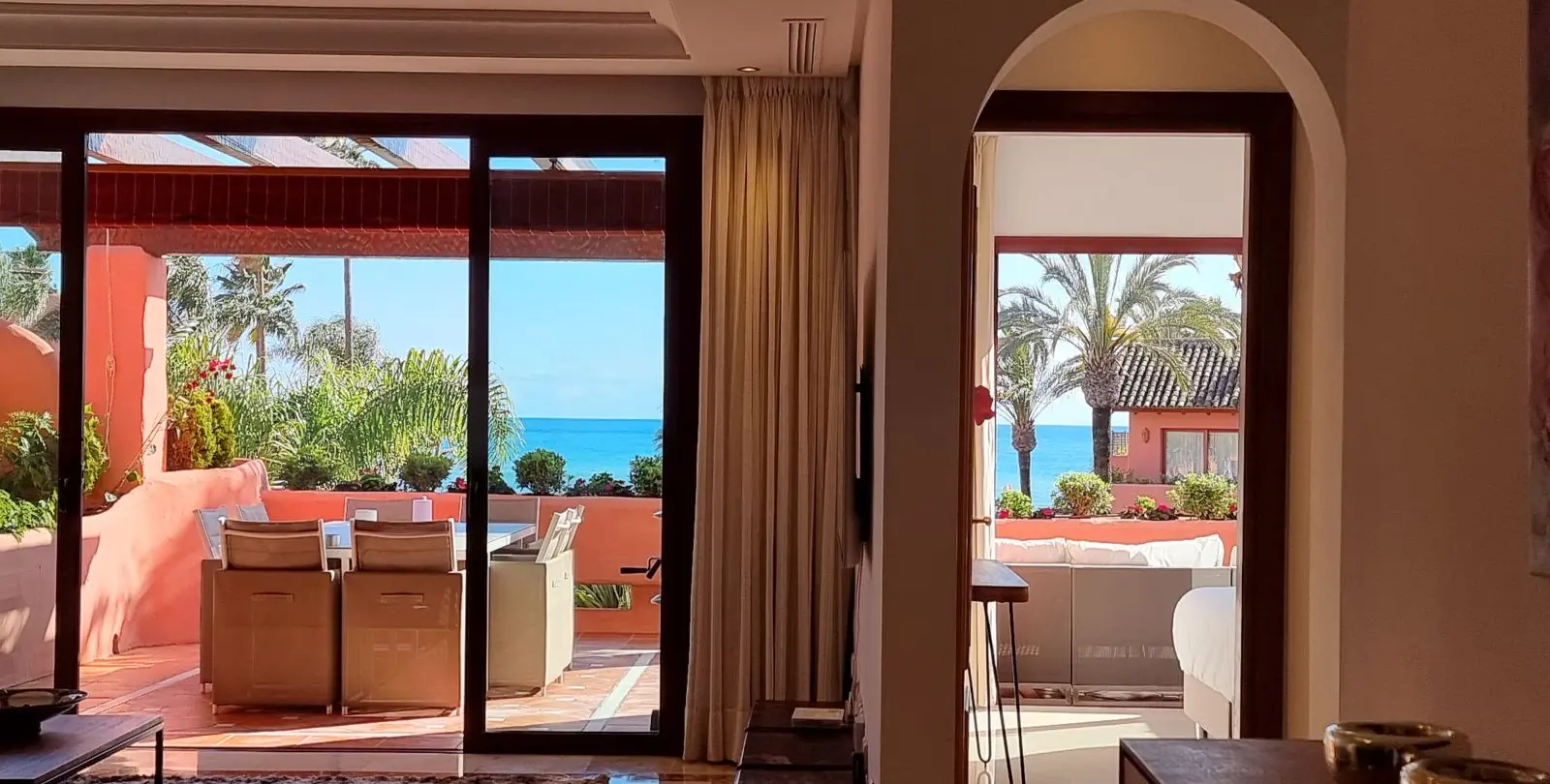 Продажа апартаментов на среднем этаже в Estepona 27