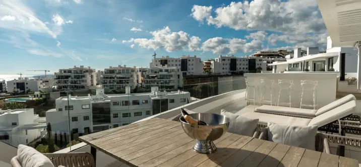 Penthouse R5237035 2