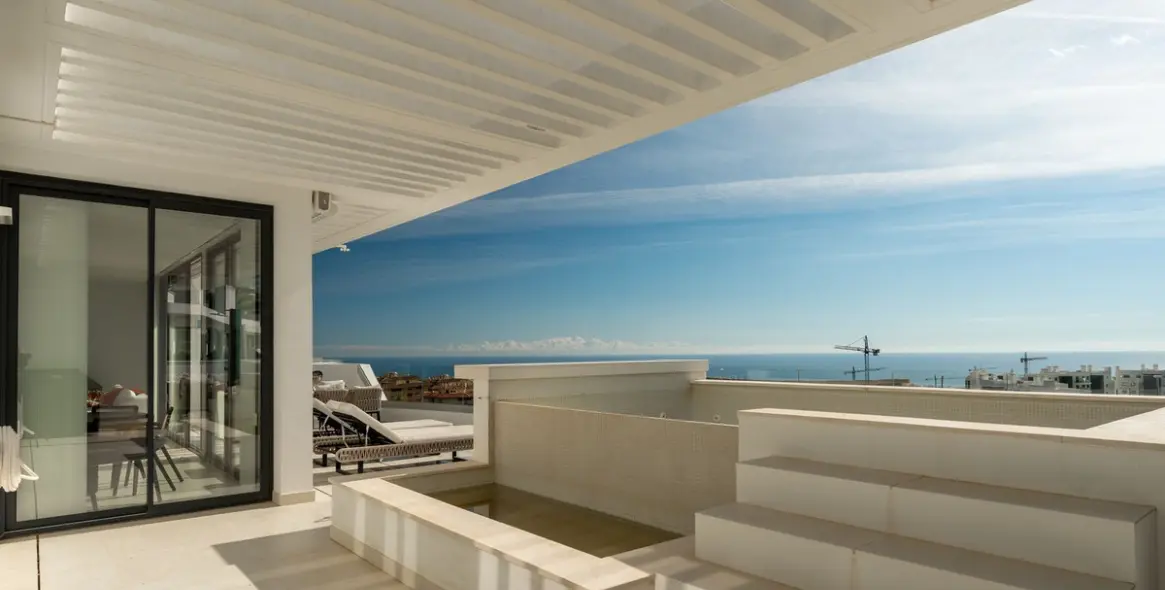 Sale of penthouse in Fuengirola (district Higueron) 7