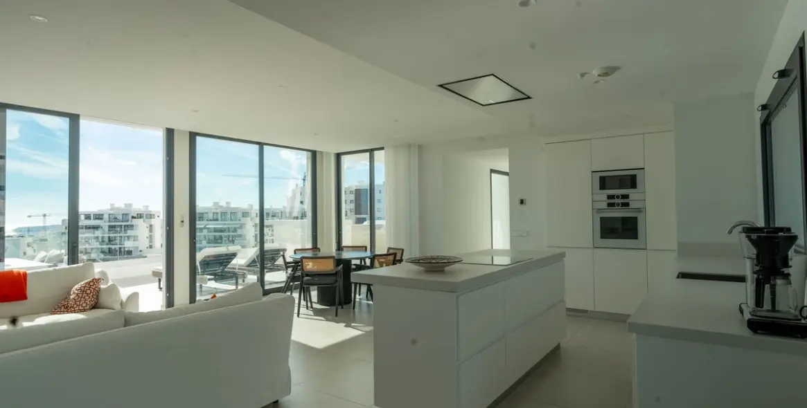 Sale of penthouse in Fuengirola 31