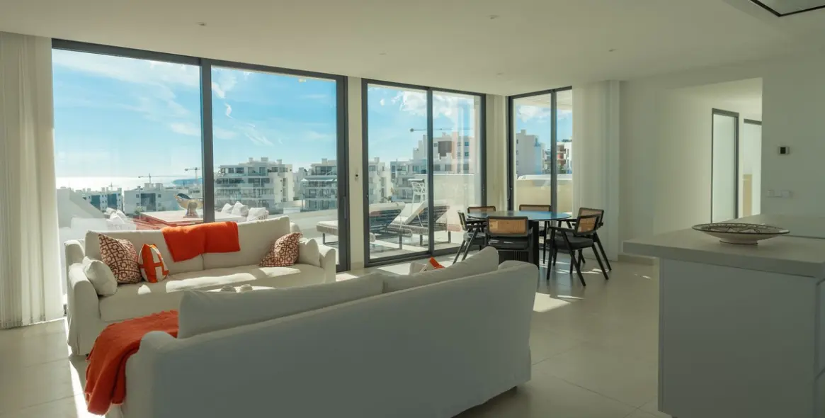 Sale of penthouse in Fuengirola 50