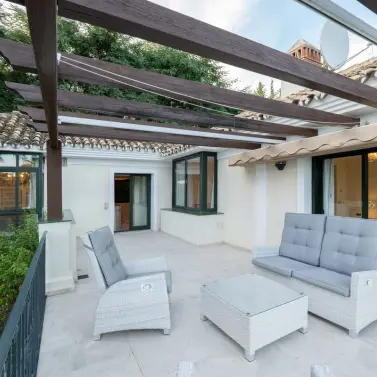 Venta de villa independiente en Los Arqueros