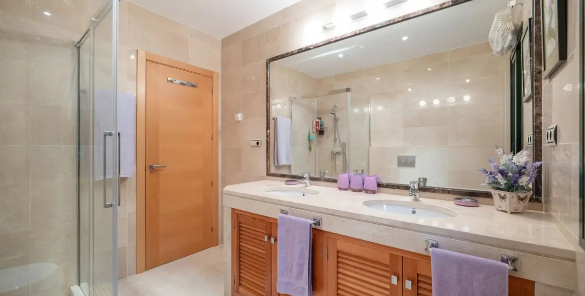 Venta de villa independiente en Los Arqueros 38