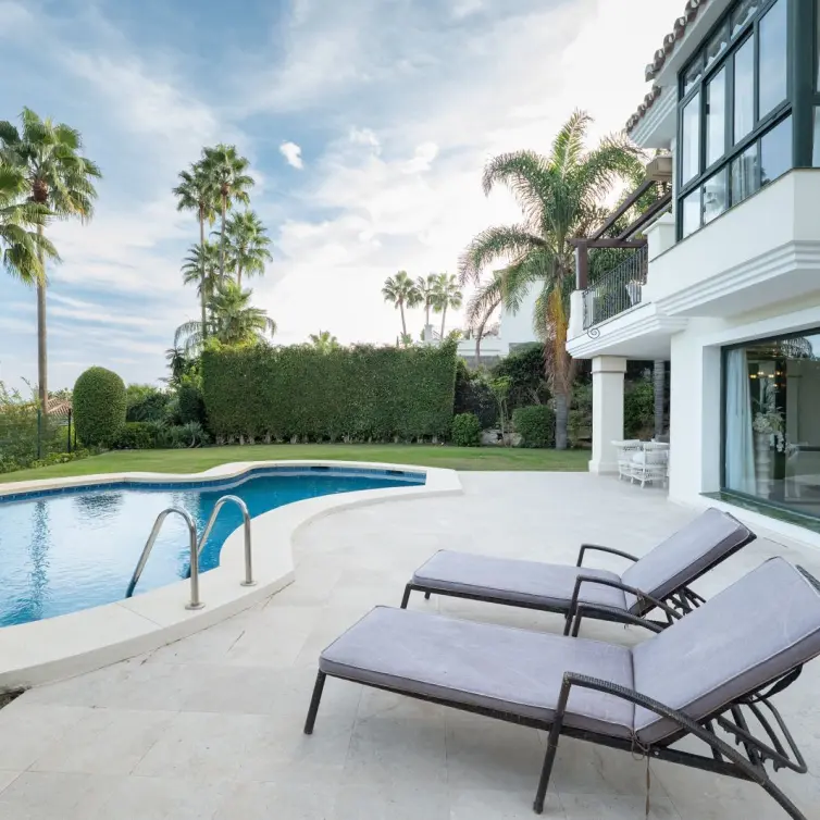 Venta de villa independiente en Los Arqueros