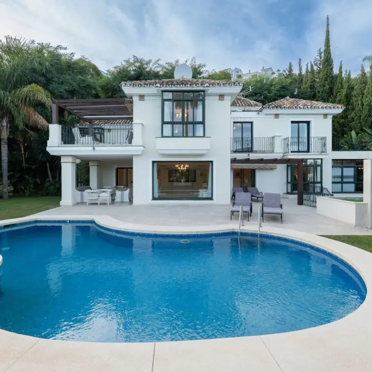 Venta de villa independiente en Los Arqueros