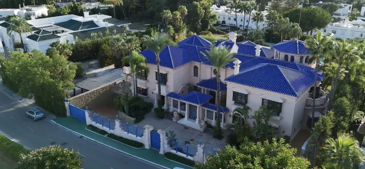 Detached villa R5211964 0