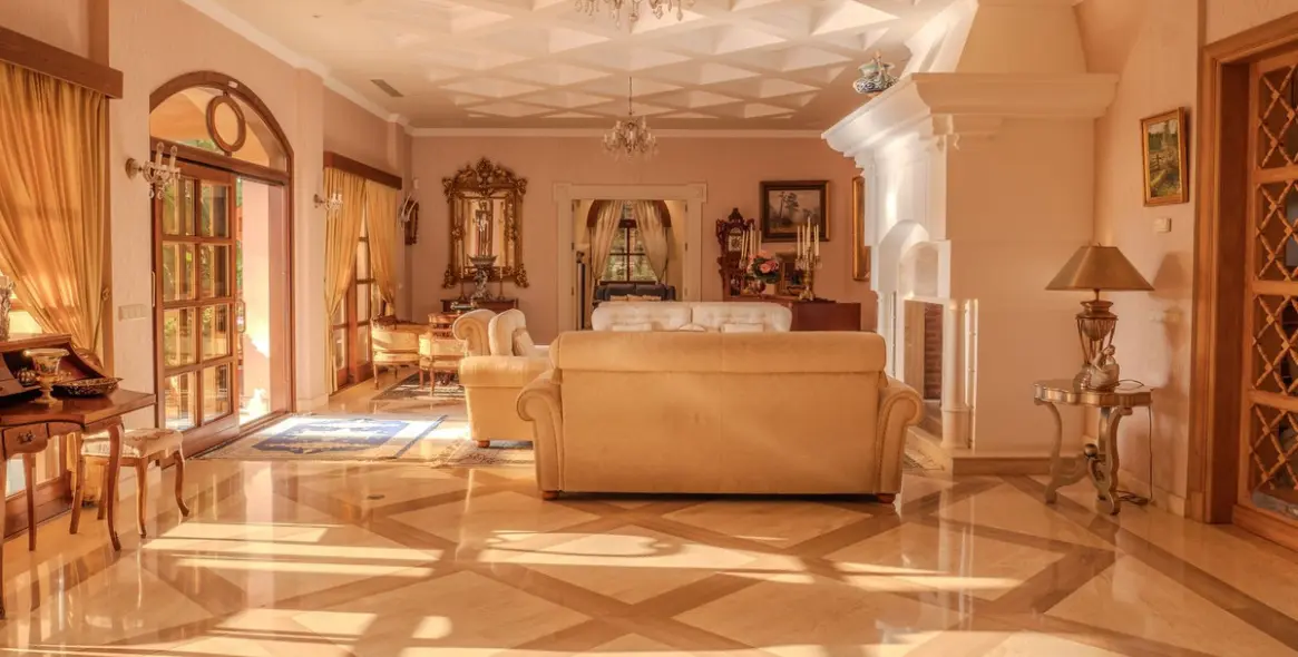 Sale of detached villa in Nueva Andalucía (district Nueva Andalucía) 8