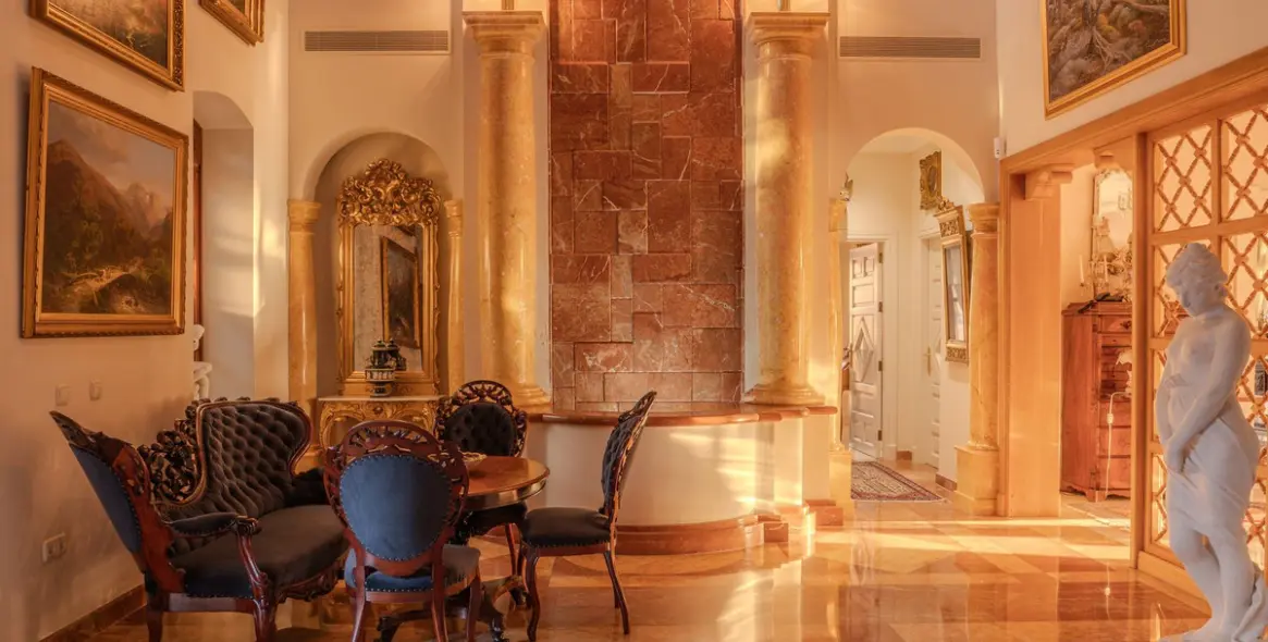 Продажа  отдельно стоящей виллы в Nueva Andalucía 26