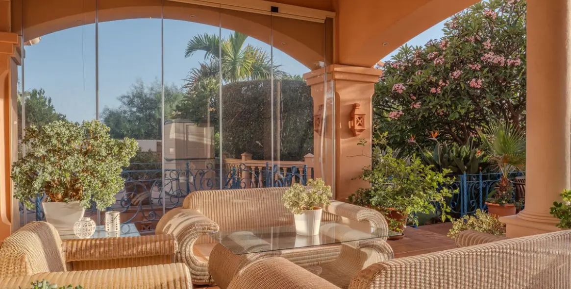 Продажа  отдельно стоящей виллы в Nueva Andalucía 31