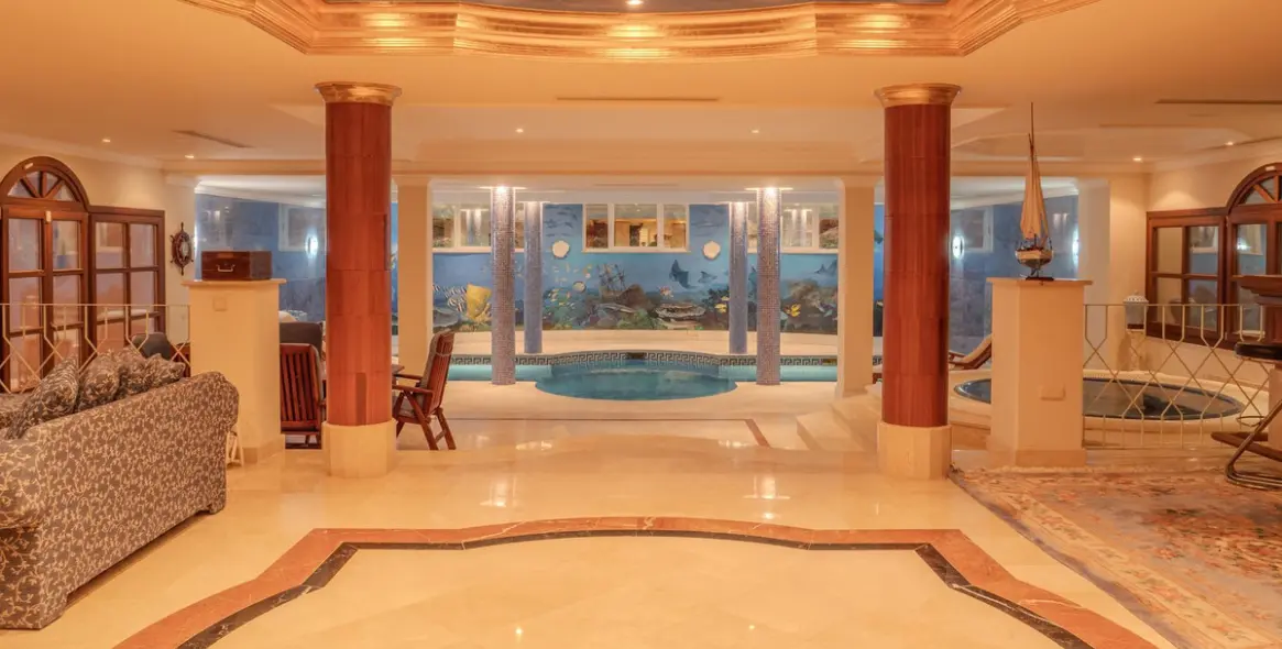 Продажа  отдельно стоящей виллы в Nueva Andalucía 59