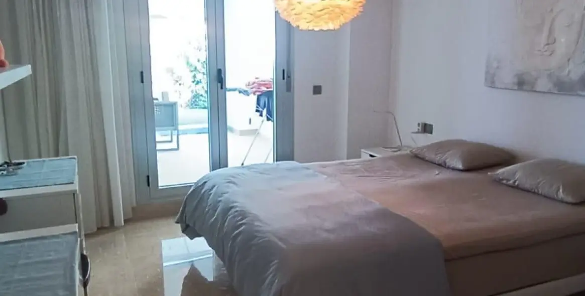 Long-term rent of ground floor apartment in La Mairena 12