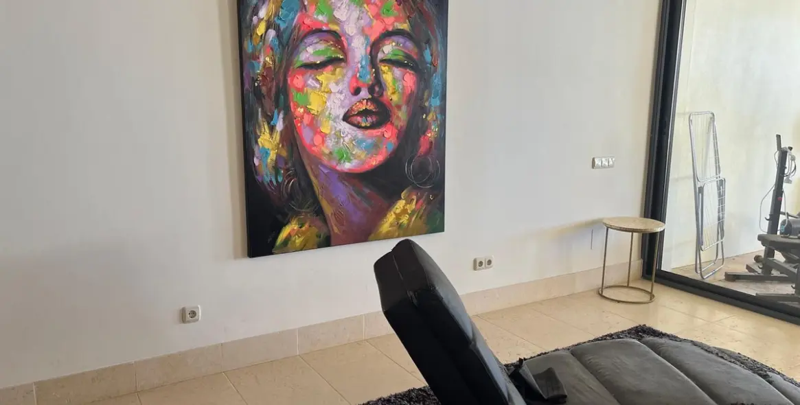 Long-term rent of middle floor apartment in Altos de los Monteros 5