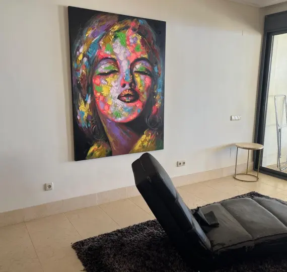 Long-term rent of middle floor apartment in Altos de los Monteros