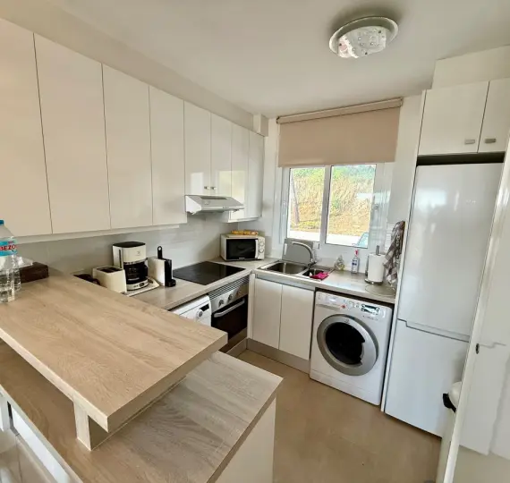 Продажа апартаментов на среднем этаже в Mijas Costa