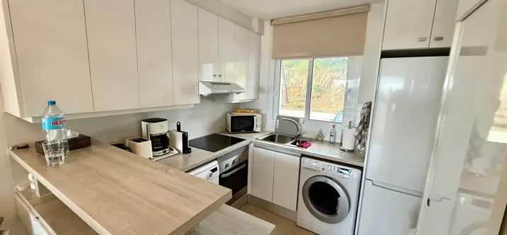 Продажа апартаментов на среднем этаже в Mijas Costa 1