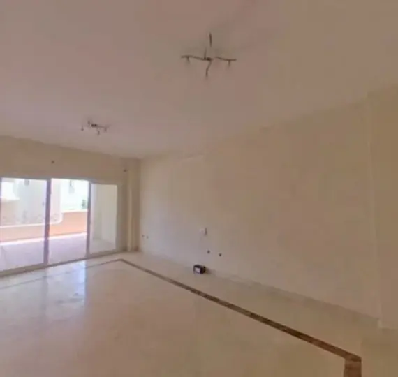 Sale of ground floor apartment in Benahavís
