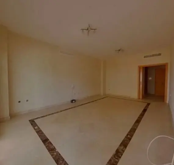 Sale of ground floor apartment in Benahavís