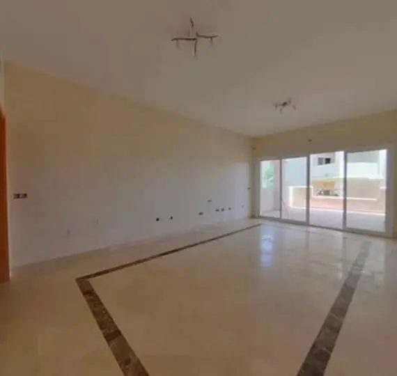 Sale of ground floor apartment in Benahavís