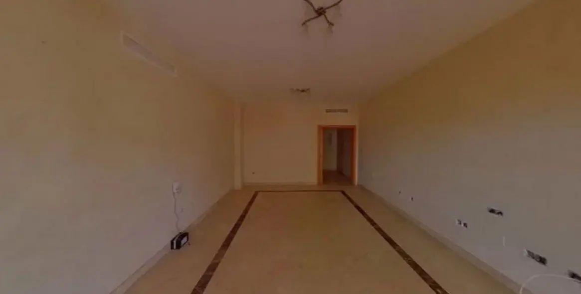 Sale of ground floor apartment in Benahavís 11