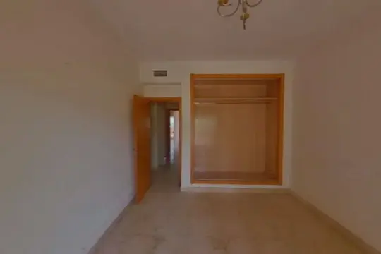 Image 18 thumb