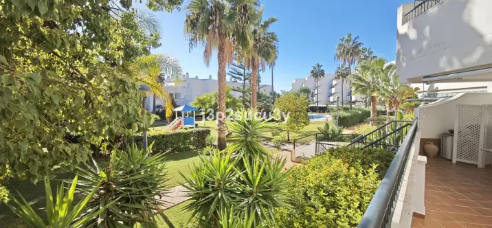 Продажа апартаментов на первом этаже в Guadalmina Baja 2