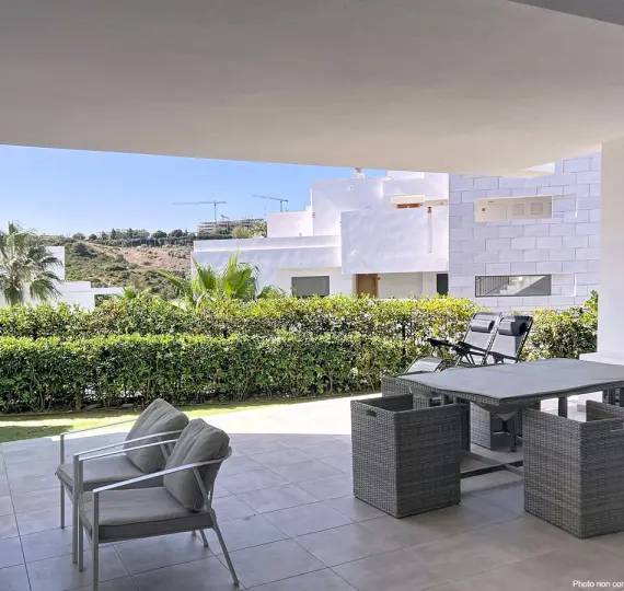 Продажа апартаментов на первом этаже в Casares