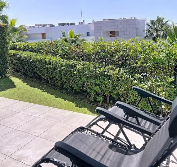 Продажа апартаментов на первом этаже в Casares