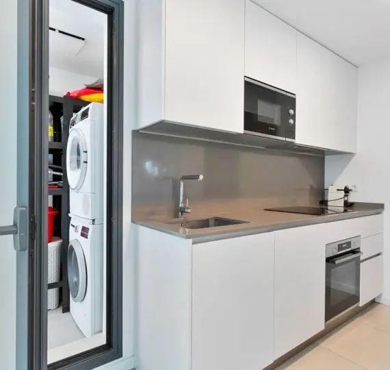 Sale of middle floor apartment in Higueron