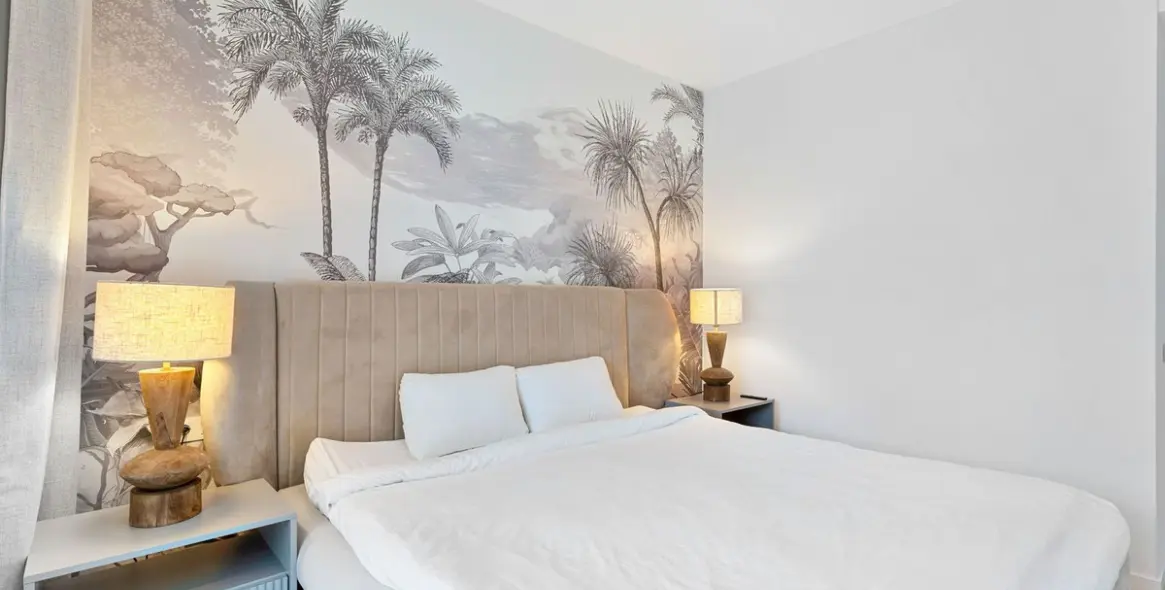 Sale of middle floor apartment in Higueron 8