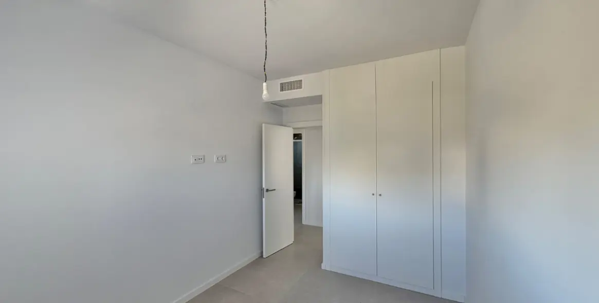 Sale of penthouse in Estepona 9