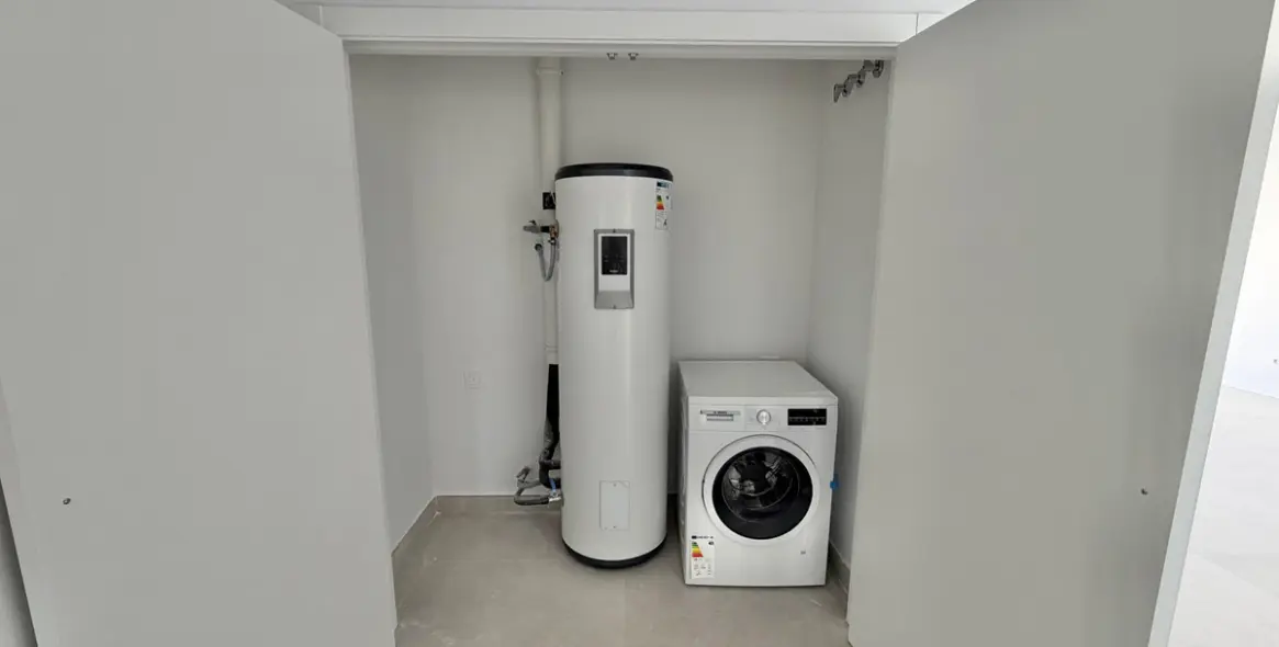 Sale of penthouse in Estepona 14