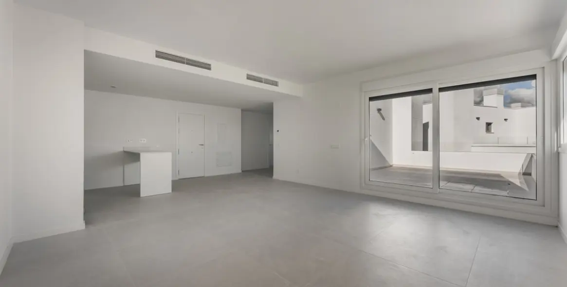 Sale of penthouse in Estepona 22