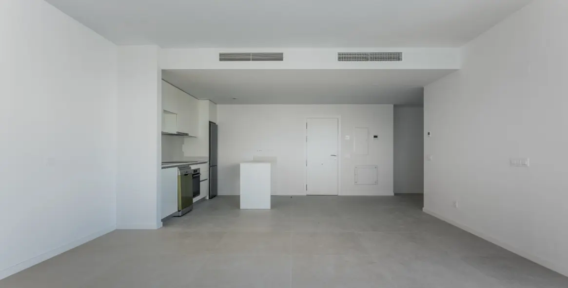 Sale of penthouse in Estepona 25