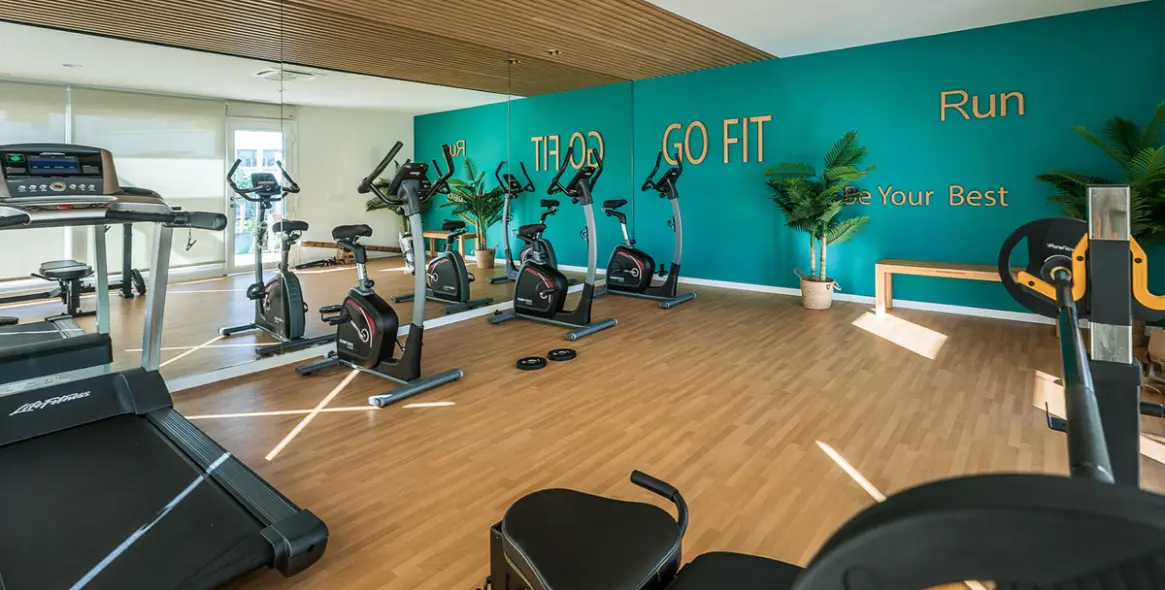 Sale of penthouse in Estepona 43