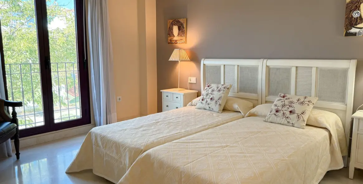 Продажа апартаментов на среднем этаже в San Pedro de Alcántara 4