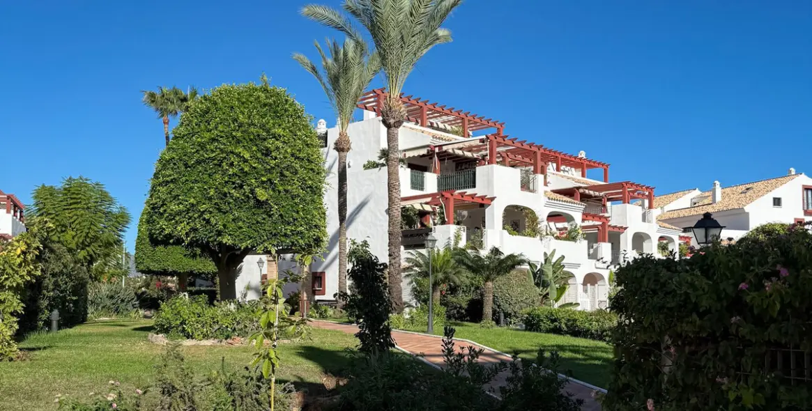 Продажа апартаментов на среднем этаже в San Pedro de Alcántara 7