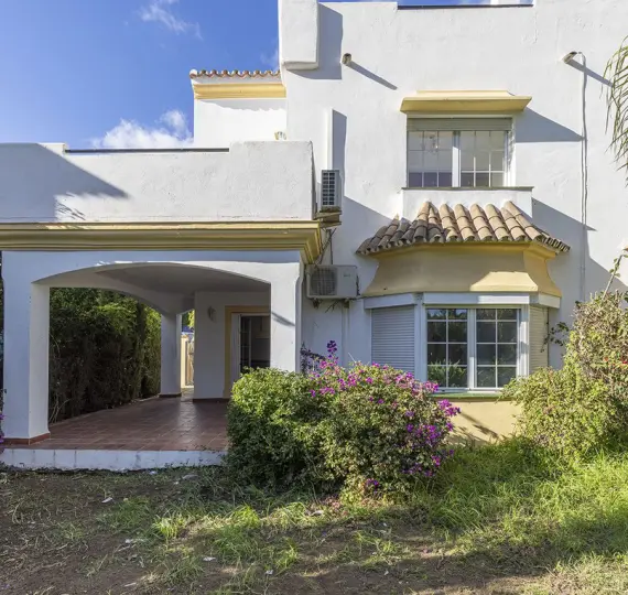 Продажа таунхауса в Elviria