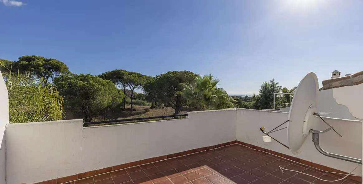 Продажа таунхауса в Elviria 4