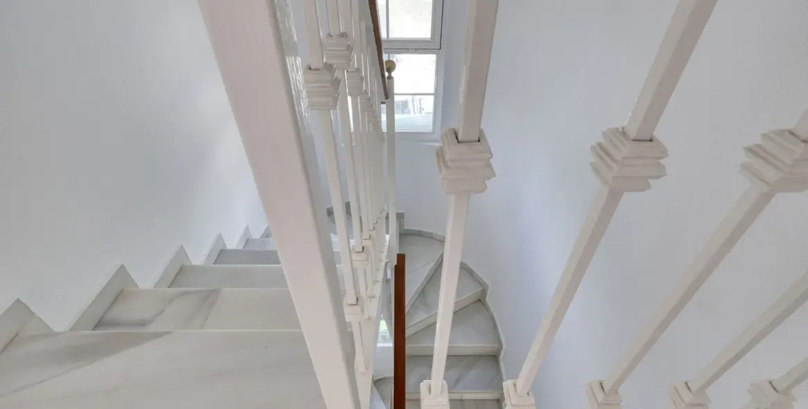 Продажа таунхауса в Elviria 11