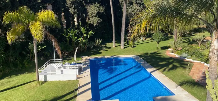 Продажа апартаментов на первом этаже в Puerto Banús 0