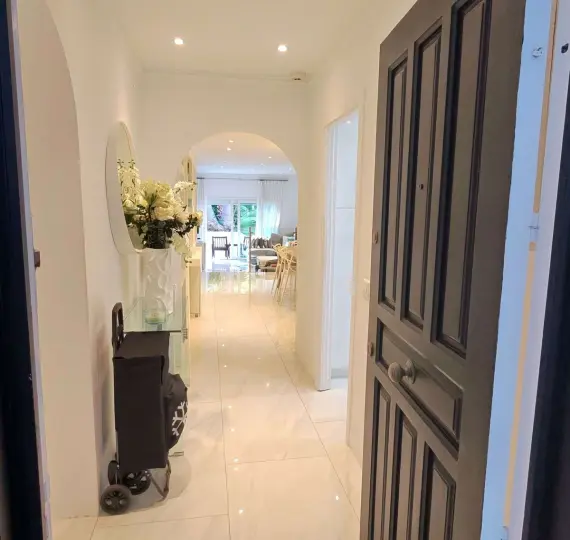 Продажа апартаментов на первом этаже в Puerto Banús