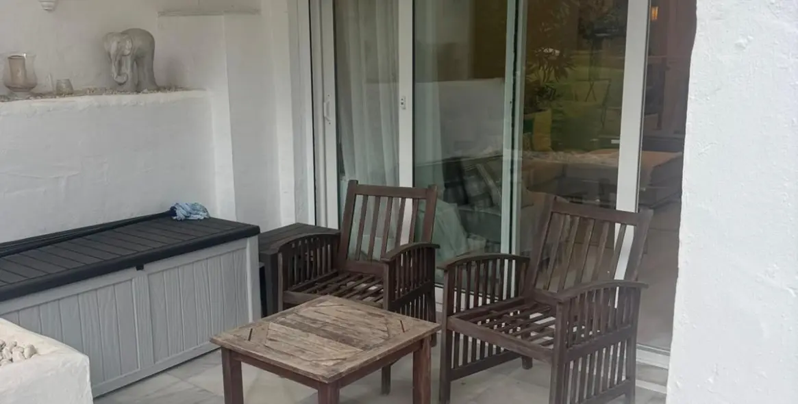 Продажа апартаментов на первом этаже в Puerto Banús 13