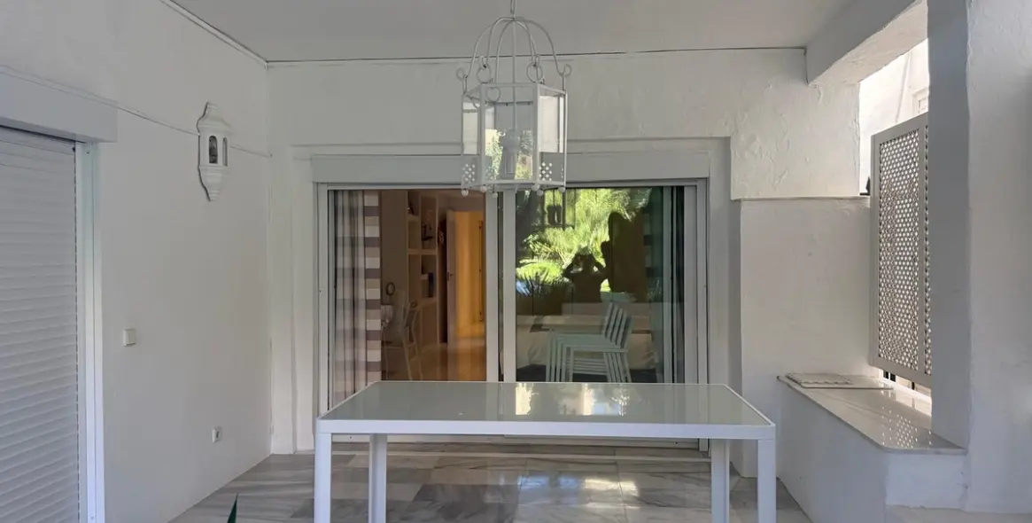 Продажа апартаментов на первом этаже в Puerto Banús 14