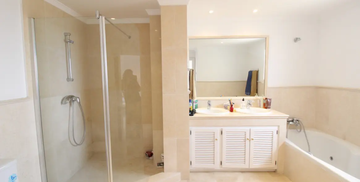 Продажа таунхауса в Benahavís 14