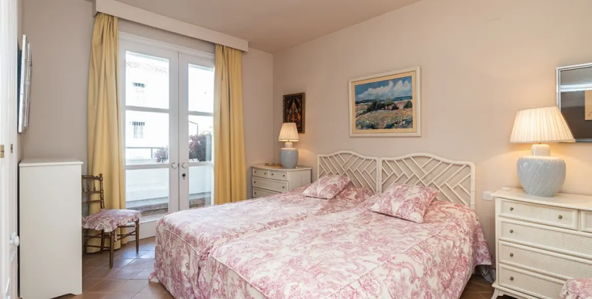 Продажа апартаментов на среднем этаже в Marbella 9